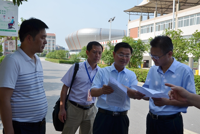 副市长陆峰检查指导滁州中学2020年高考准备工作