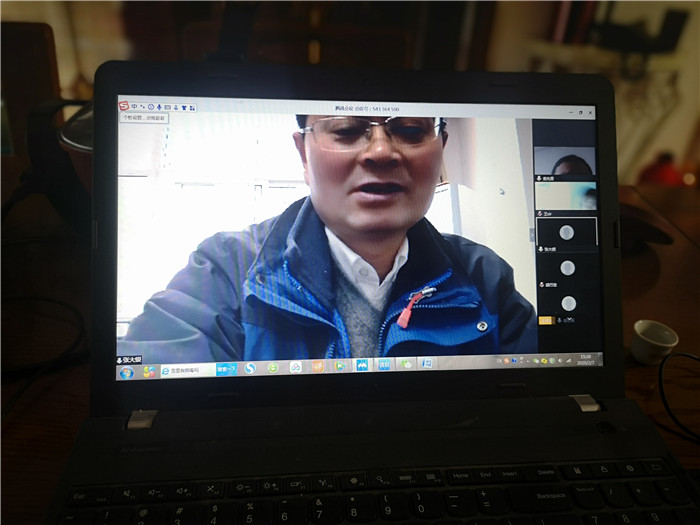 张大银校长主持线上会议1月31日,2月7日下午,滁州中学分别召开网络